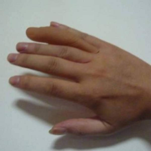 Il sesto dito (misura media)