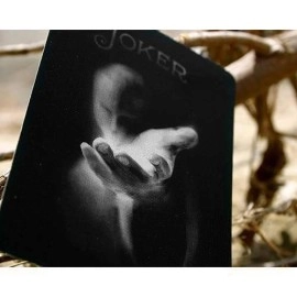 Mazzo di carte Bicycle Black Ghost by Ellusionist - con SOLOMAGIA Card Bag