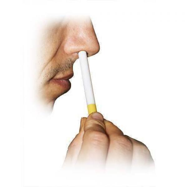 Sigaretta nel naso - Cigarette Up the Nose