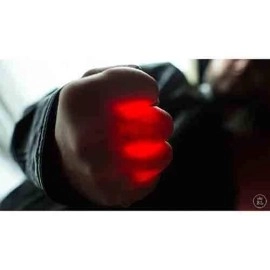 Magma (Gimmick and Online Instructions) by Kyle Marlett