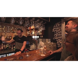 Alakazam Magic Presents The Rising Cards Blu (DVD and Gimmicks) by Rob Bromley