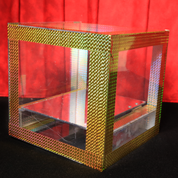 Crystal Flash Appearance Box (20 cm x 20 cm x 20 cm) by Mr. Magic