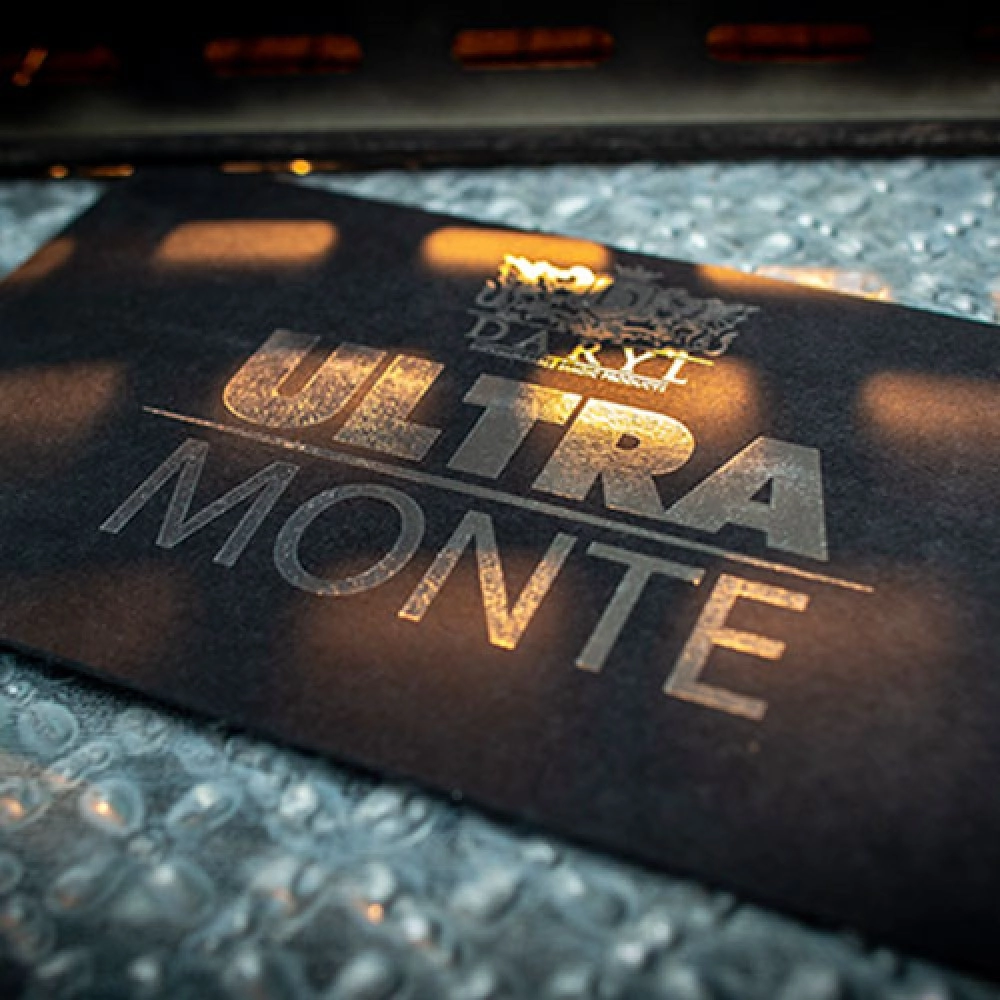 Ultra Monte (Gimmicks and Online Instruction) by DARYL