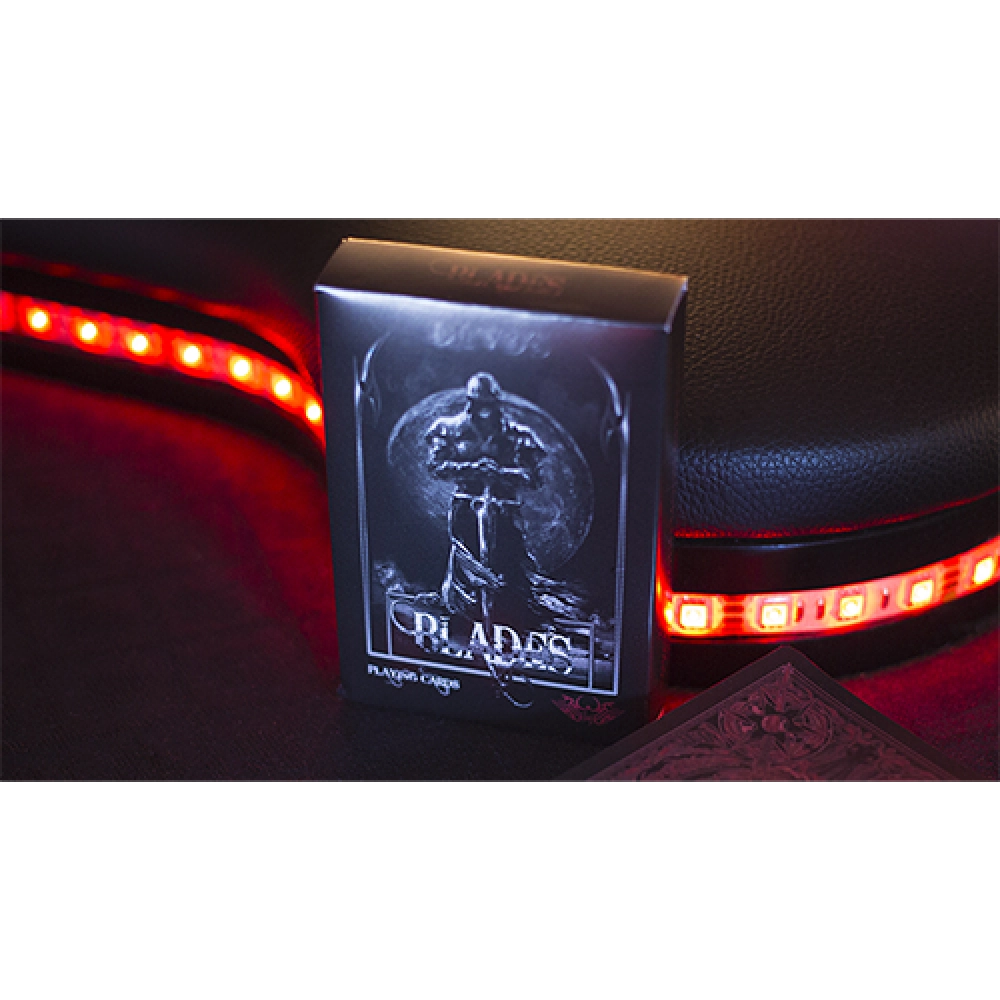 Mazzo di carte The Master Series - Blades Blood Moon by De'vo (Standard Edition) Playing Cards
