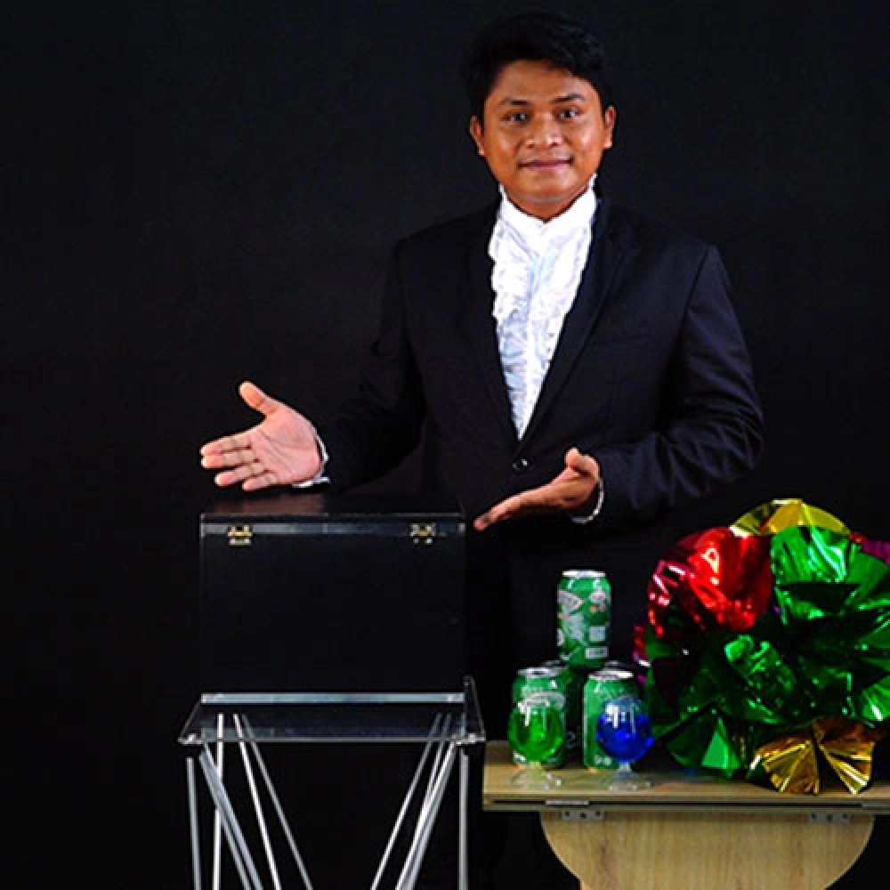 TIP OVER BOX by 7 MAGIC