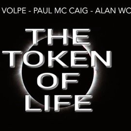 The Token of Life (Gimmicks and Online Instructions) by Luca Volpe, Paul McCaig and Alan Wong