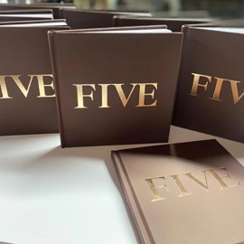 FIVE (LIMITED) by Dani DaOrtiz  - Libro