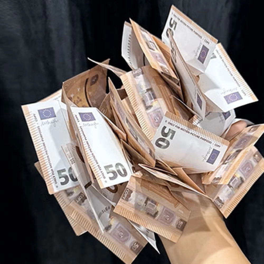 Moneyball by Bond Lee (EUR)