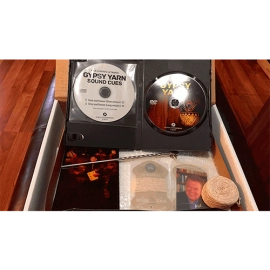 Nick Lewin's Ultimate Gypsy Yarn - DVD, 2 gimmicks speciali e un CD Audio (royalty free music track)