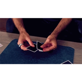 The Blu Crown Mini Series: Diffuze by Ivan Ang - DVD