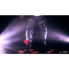 Oouch! by Hugo Valenzuela