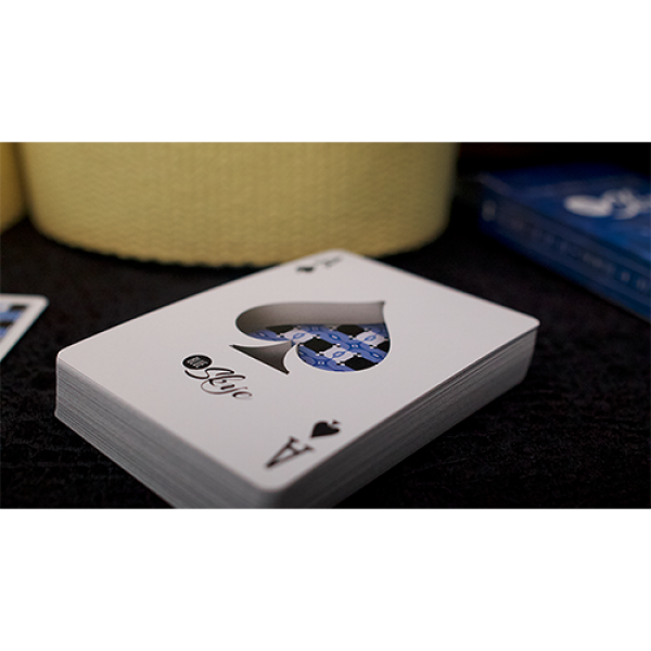 Mazzo di carte Blue Skye Playing Cards by UK Magic Studios and Victoria Skye