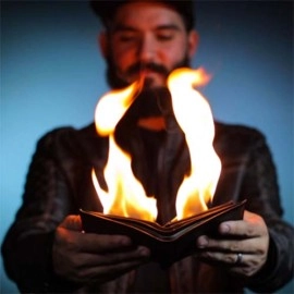 The Professional's Fire Wallet (Gimmick and Online Instructions) by Murphy's Magic Supplies Inc.
