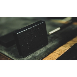 Ostrich Grain Leather Clip (Black/Blue) by TCC