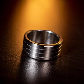 Opus (20 mm Gimmick and Online Instructions) by Garrett Thomas