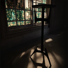 Scorpion Table (Stage) by Tek Magic