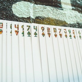 Mazzo di carte Bloodlines (Ruby Red) Playing Cards by Riffle Shuffle