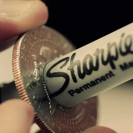 Champagne Supernova (POUND) by Matthew Wright