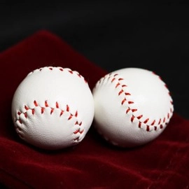 Strong Chop Cup Balls White Leather (Set of 2) by Leo Smetsers