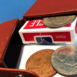 MAZE Leather Card Case (Brown) by Bond Lee