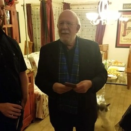 Insta Square (Gimmicks and Online Instructions) by Martin Lewis