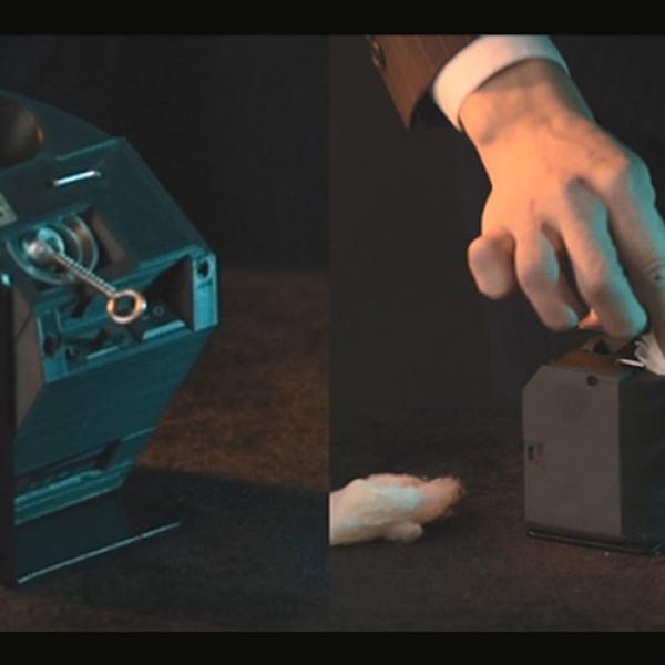 Confetti Cane Shooter (Wireless Remote) by Magician JiK