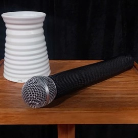 MIC TO FLOWER by LY Magic