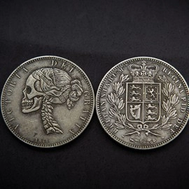 VICTORIA SKULL HEAD COIN by Men Zi  Magic