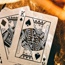Mazzo di carte Knights V2 (White) Playing Cards by Madison and Ramsey - Ellusionist