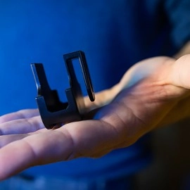 GRAVITY REEL HOLDER by Joao Miranda