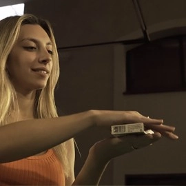 5 Second Challenge (Gimmicks and Online Instructions) by Henry Evans and Daniel Mornina