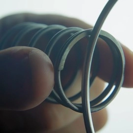 spRING (Gimmicks and Online Instructions) by Joonas Mengel