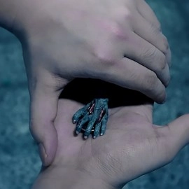 Hanson Chien Presents ZOMBIE HAND by Hanson Chien & Bob Farmer