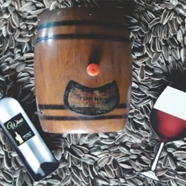 MAGIC WINE PADDLE by Dar Magia