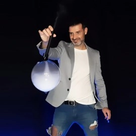 BUBBLE FUNNEL by Agustin Viglione and Mariano Guz