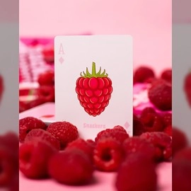 Mazzo di carte Raspberry Snackers V4 Playing Cards by OPC