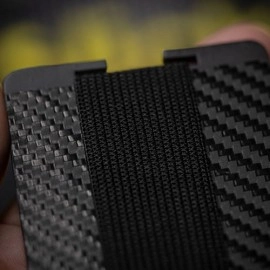 Slick (Gimmicks and Online Instructions) by Alan Rorrison and Mark Mason