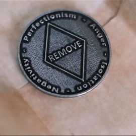 The Token of Life (Gimmicks and Online Instructions) by Luca Volpe, Paul McCaig and Alan Wong