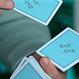 Mazzo di carte Cold Foil Black Roses Hotel Playing Cards