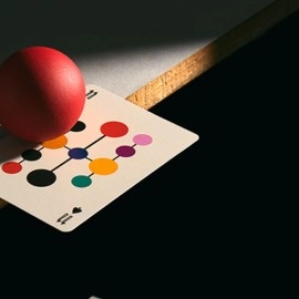 Mazzo di carte Eames (Hang-It-All) Playing Cards by Art of Play