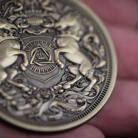 KINGS SECRET Special Edition (Gimmicks and Online Instruction) by Mark Bennett and Matthew Wright