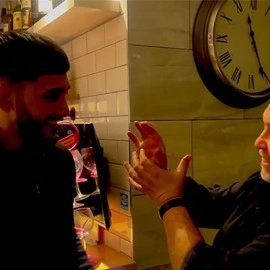 Fox's Handcuffs (Gimmicks and Online Instructions) by Wayne Fox