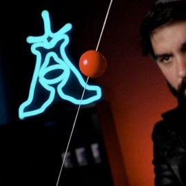 OBEDIENT BALL (Gimmicks and Instructions) by Apprentice Magic