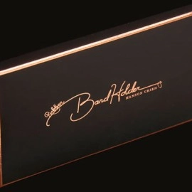 Rubber Band Holder (Gimmick and Online Instructions) by Hanson Chien