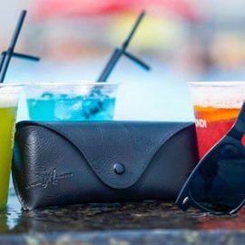 VANISHING SUNGLASSES (Gimmicks and Online Instructions) by Wonder Makers