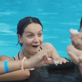 VANISHING SUNGLASSES (Gimmicks and Online Instructions) by Wonder Makers