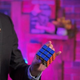 Chaos Cube (Gimmicks and Online Instructions) by Alfonso Abejuela