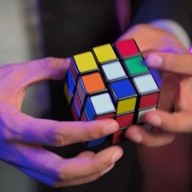 Chaos Cube (Gimmicks and Online Instructions) by Alfonso Abejuela