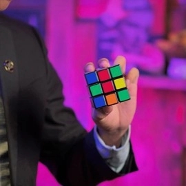 Chaos Cube (Gimmicks and Online Instructions) by Alfonso Abejuela