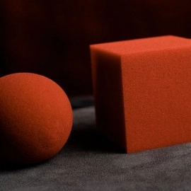Magic Sponge Ball to Square JUMBO RED by Murphy's Magic